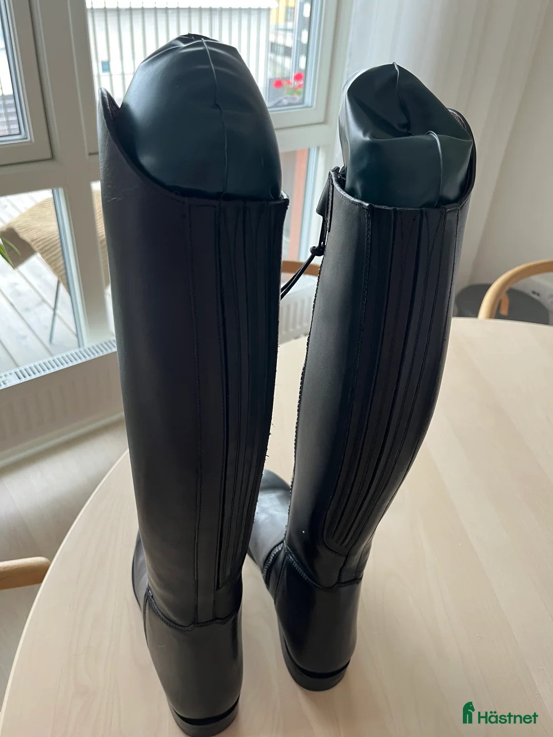 Ridstövlar ryttarutrustning till salu: Dressyrstövlar, Mountain Horse i Kungsör - Annons 4