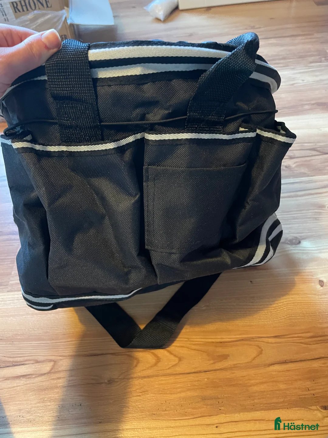 Övrig Hästutrustning hästutrustning till salu: Oanvänd ryktväska från fairfield i Rättvik - Annons 1