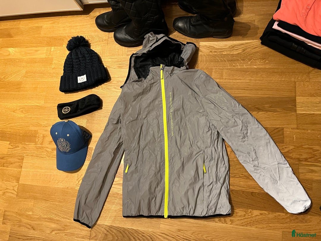 Övrigt Ridkläder ryttarutrustning till salu: Ridkläder i Ystad - Annons 4