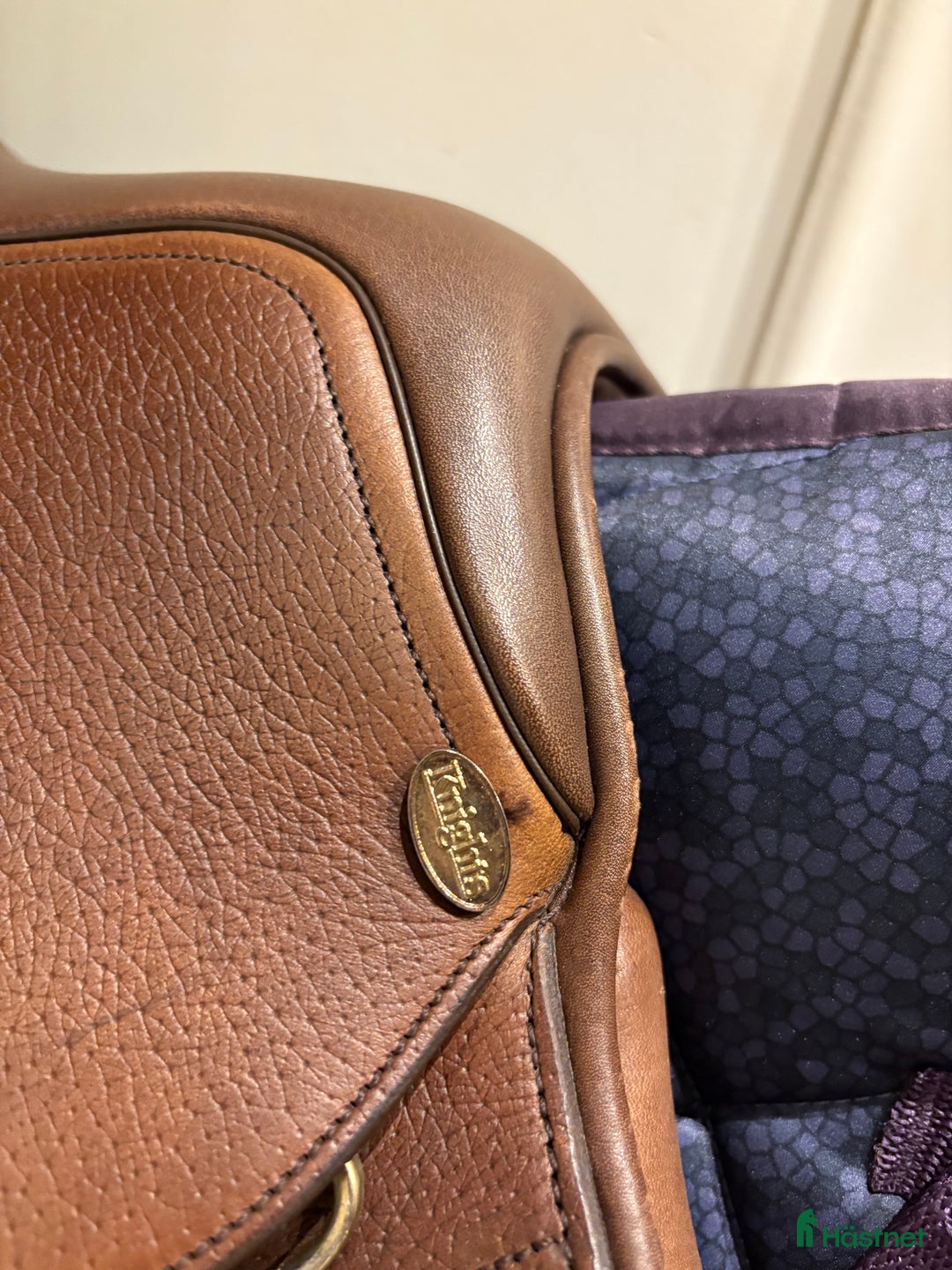 Sadlar hästutrustning till salu: Sir Walter Knights sadel  i Allerum - Annons 5