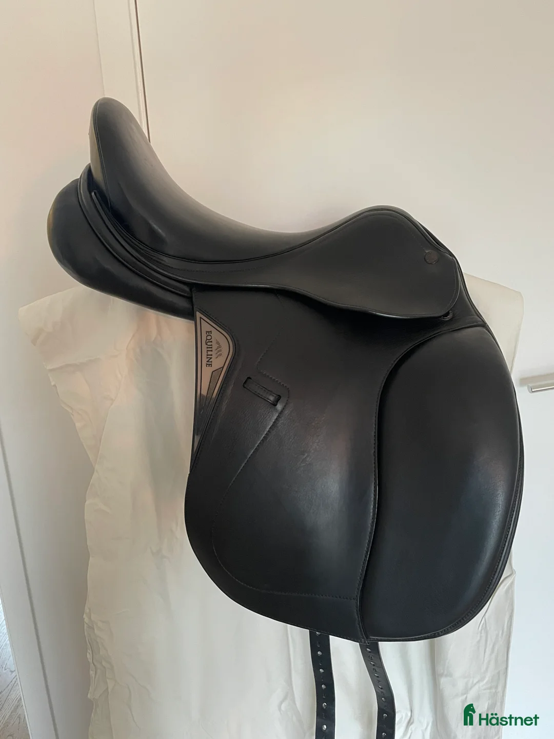 Sadlar hästutrustning till salu: Equiline Elite dressyrsadel i Genarp - Annons 1