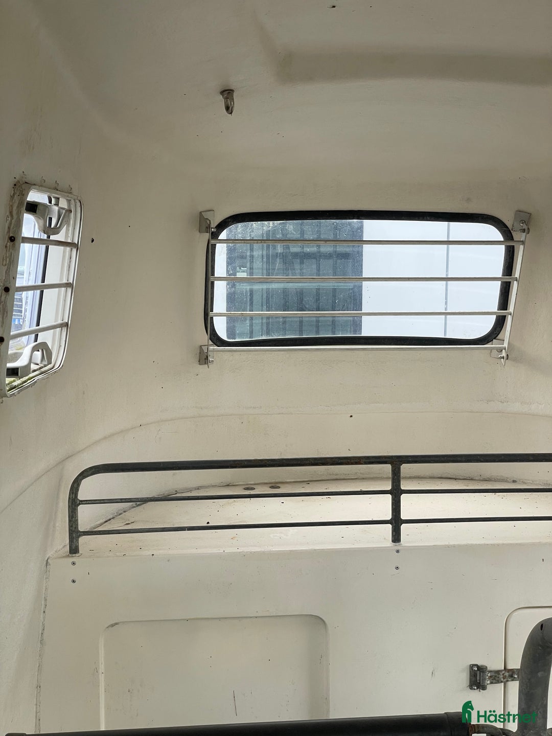 Hästtransporter  fordon & transport till salu: Ljus, rymlig Christ Champion 2012 i Hurva - Annons 12