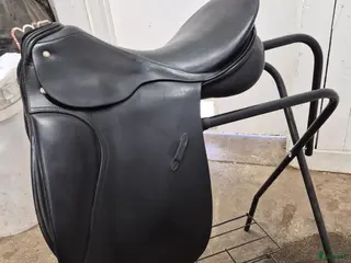 Sadlar hästutrustning Äldre kvalitetssadel - Annons 2