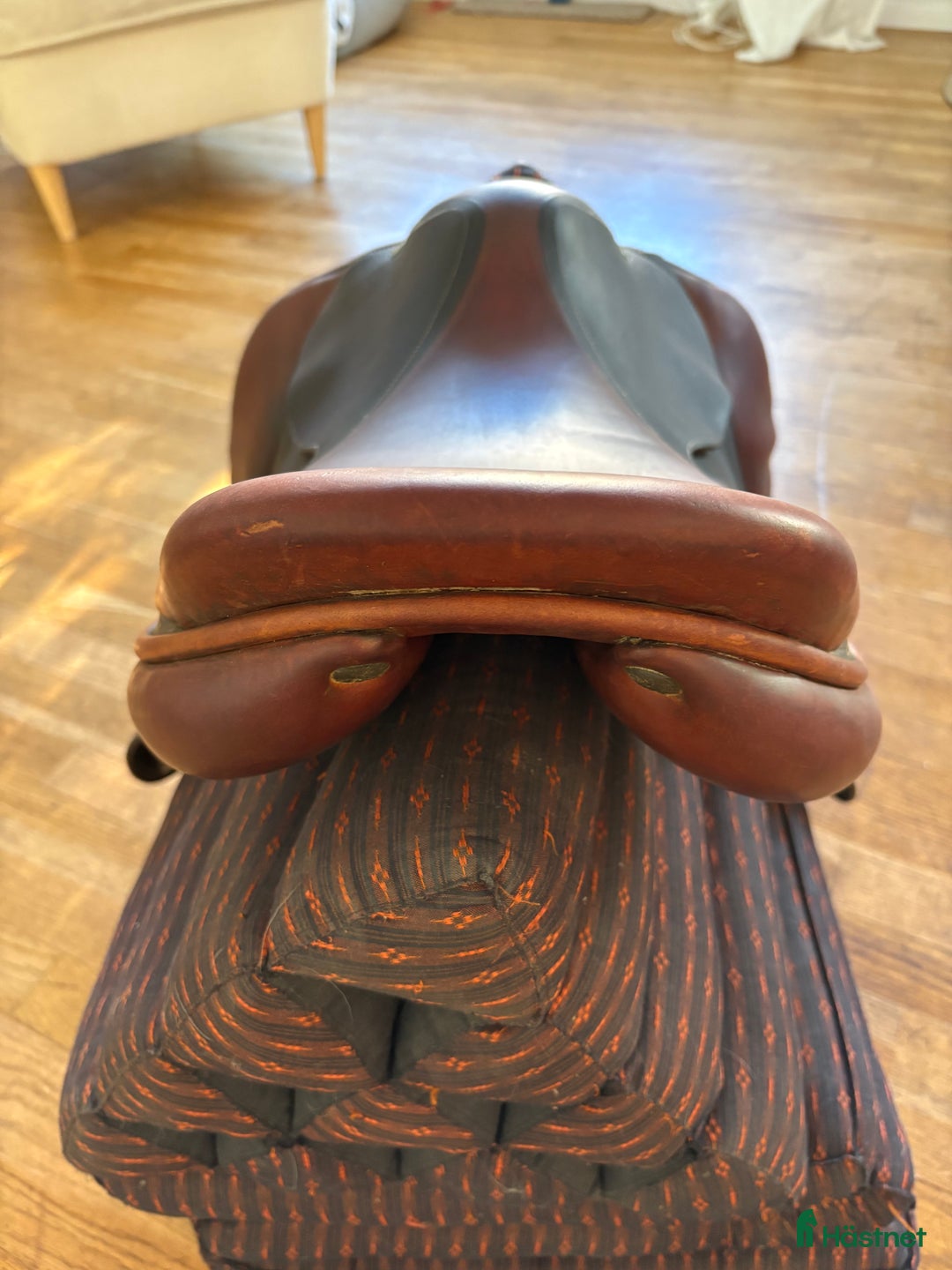 Sadlar hästutrustning till salu: Butet hoppsadel i Täby - Annons 3