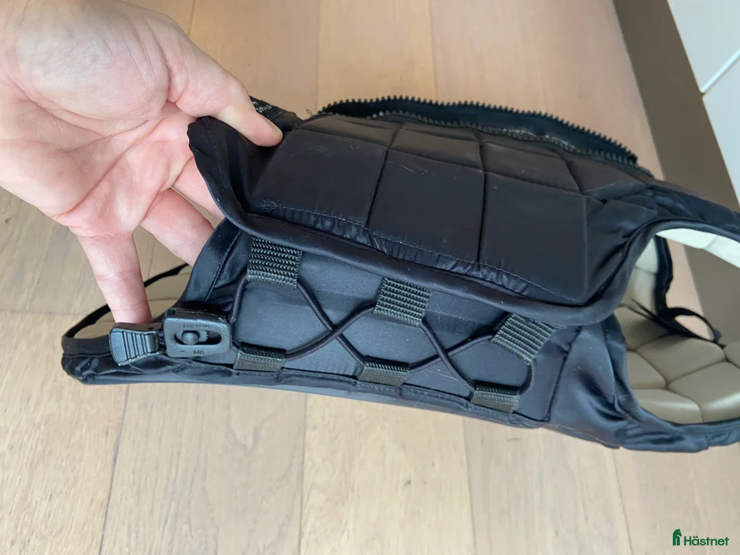 Säkerhetsvästar ryttarutrustning till salu: Racesafe Child stl M i Vallentuna - Annons 2