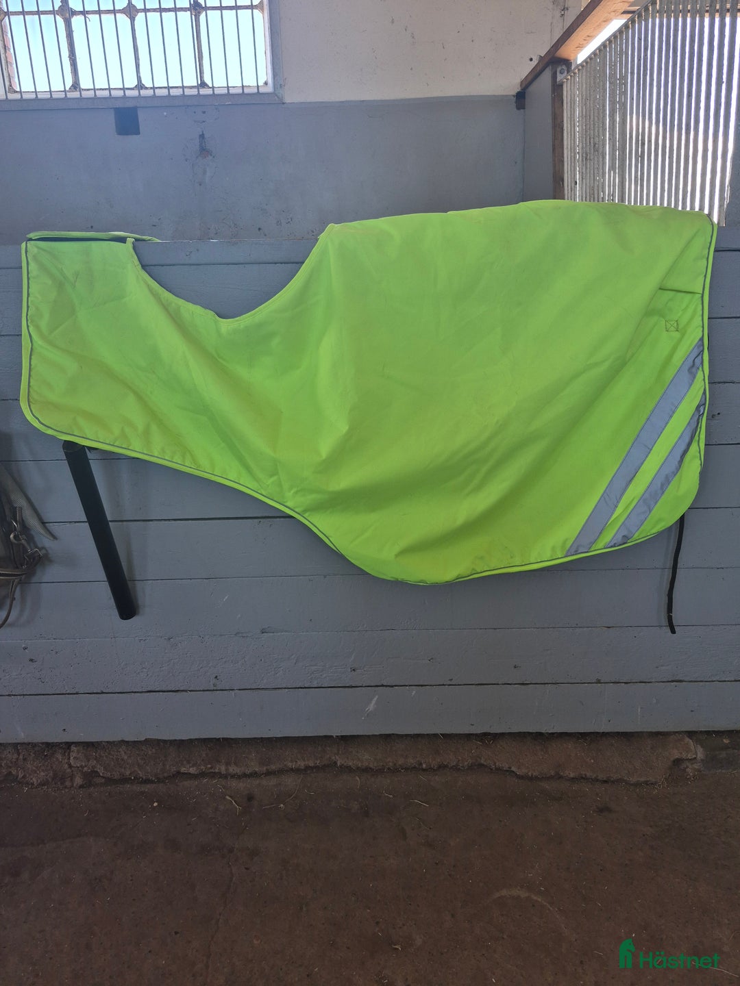 Täcken hästutrustning till salu: Täcken i Sjuntorp - Annons 3