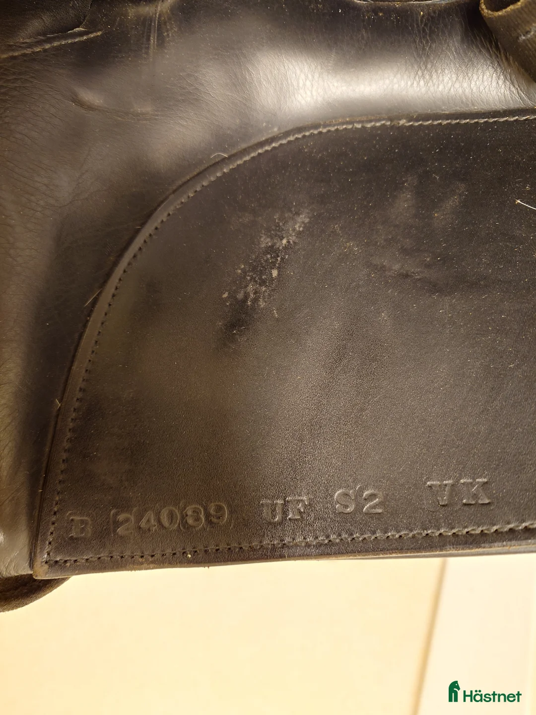 Sadlar hästutrustning till salu: Akademisk sadel i Österbybruk - Annons 2