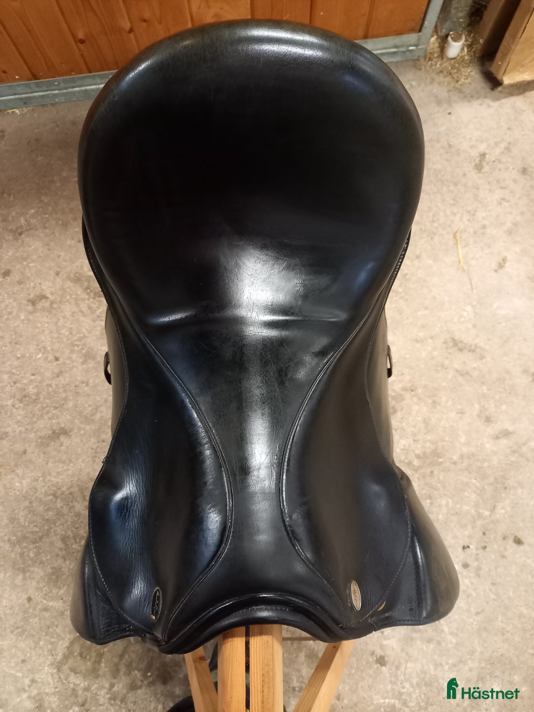 Sadlar hästutrustning till salu: Julklappstips i Landsbro - Annons 2