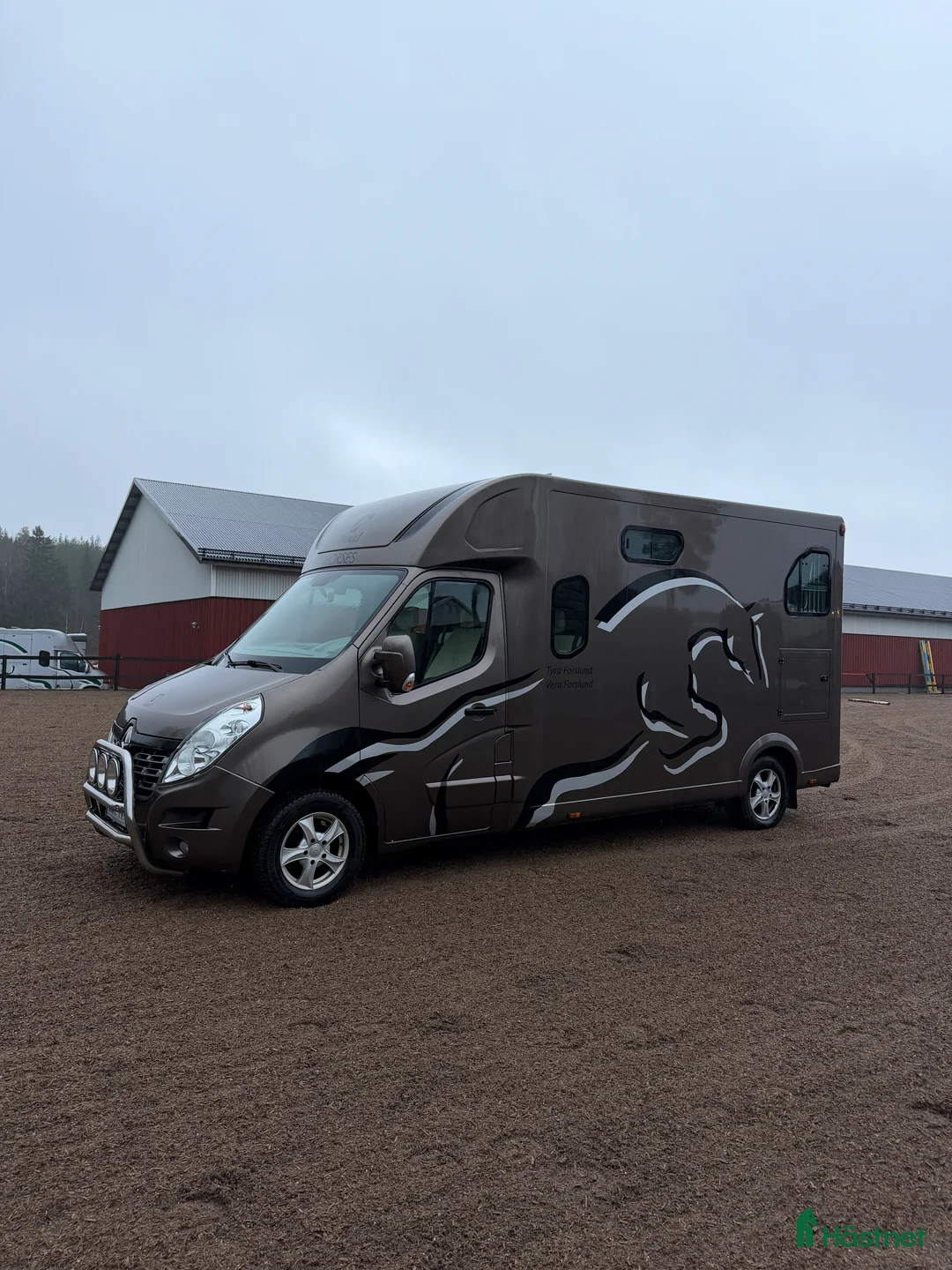 Hästlastbilar  fordon & transport till salu: Mycket fin theault proteo 5 Hästlastbil  i Västerås - Annons 1