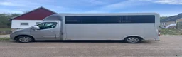 Hästlastbilar  fordon & transport till salu: Renault Master Stuteri i toppskick - Annons 1