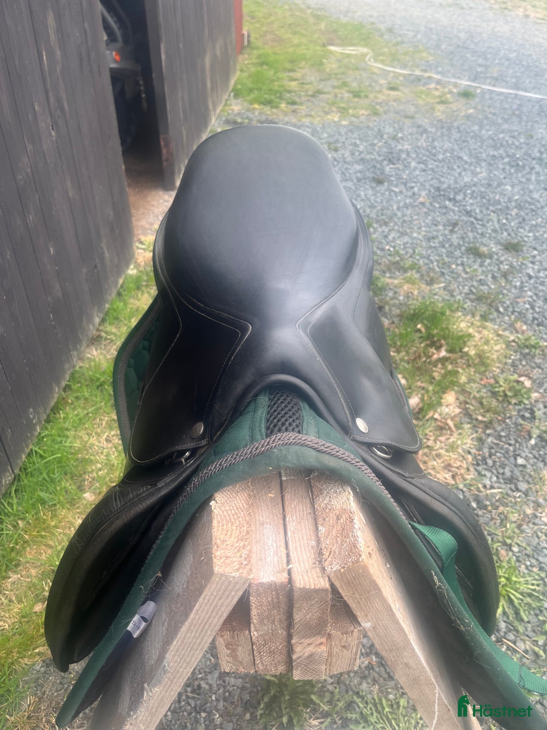 Sadlar hästutrustning till salu: Hoppsadel Tattersal i Landsbro - Annons 5