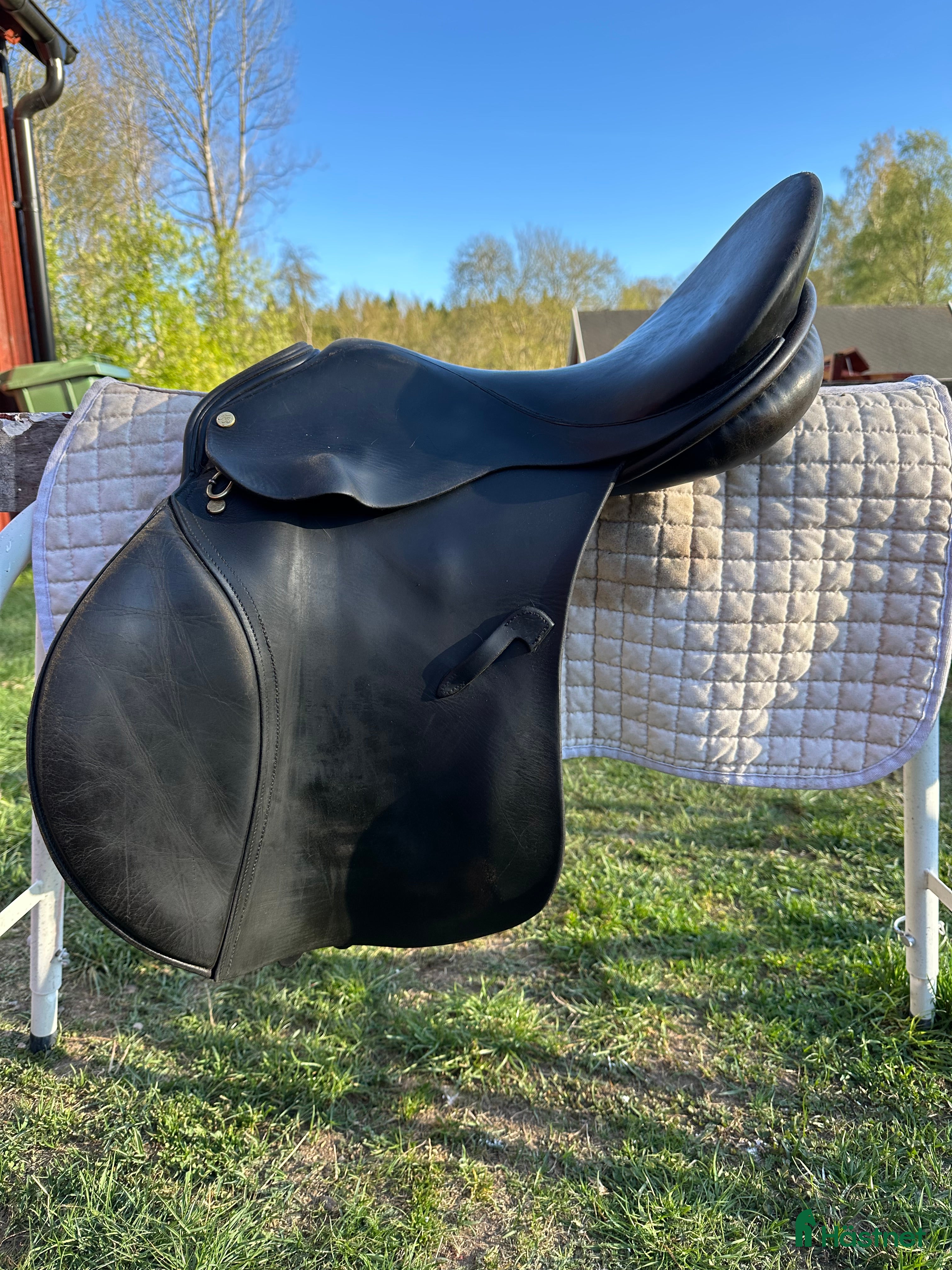 Sadlar hästutrustning Äldre Frank Baines - Annons 3