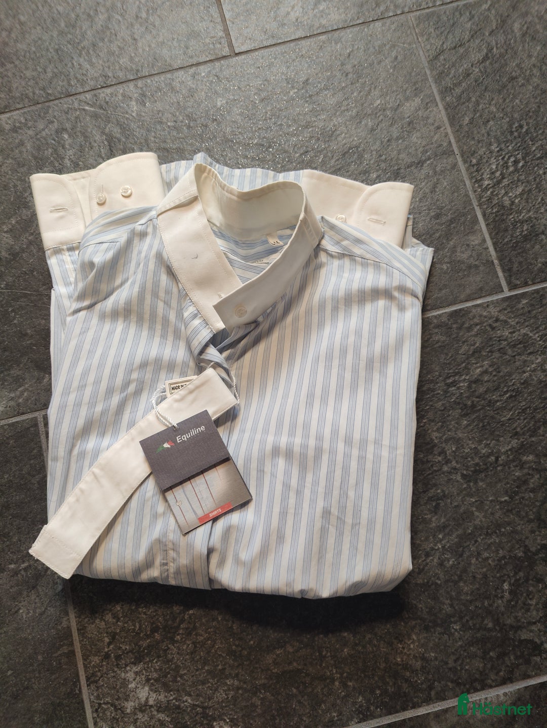 Övrig Ryttarutrustning ryttarutrustning till salu: Ny tävlingströja från Equliline storlek 44 i Ängelholm - Annons 1