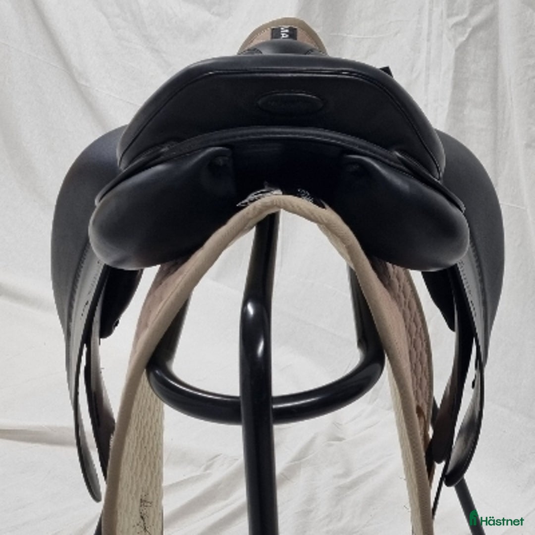 Sadlar hästutrustning till salu: Prestige Roma Iceland i Veberöd - Annons 2