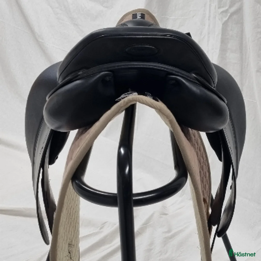 Sadlar hästutrustning till salu: Prestige Roma Iceland i Veberöd - Annons 2