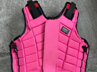 Säkerhetsvästar ryttarutrustning till salu: CRW Säkerhetsväst för barn - Annons 1