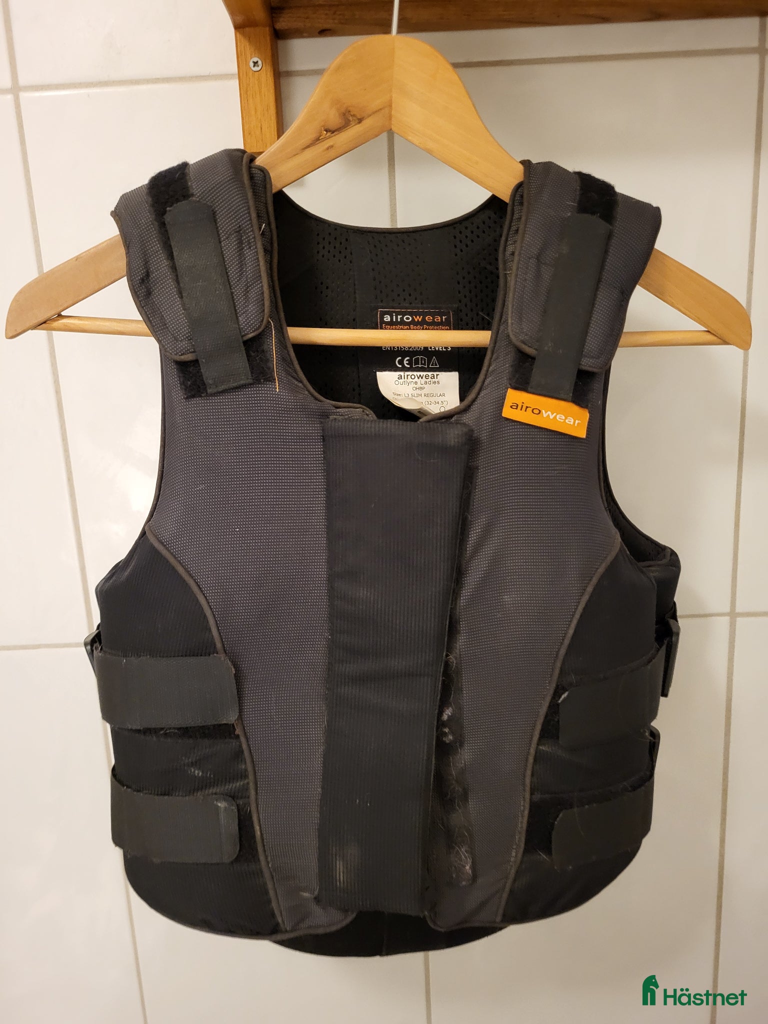 Säkerhetsvästar ryttarutrustning till salu: Säkerhetsväst Airowear L3 Slim Regular - Annons 4