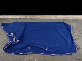 Täcken hästutrustning Amigo fleece - Annons 1