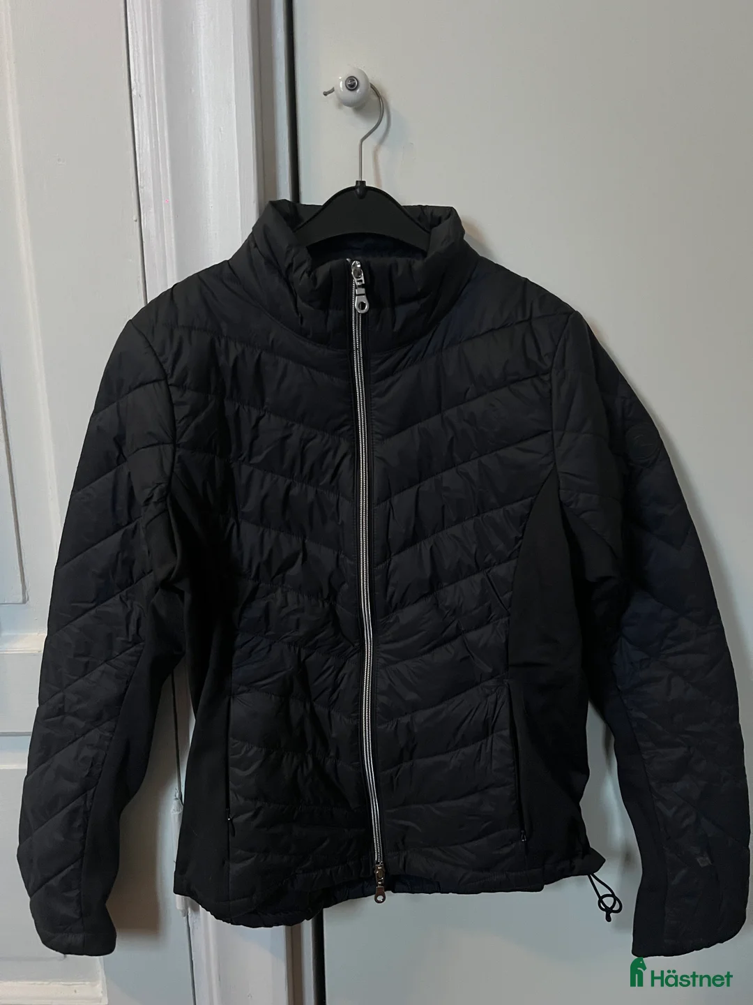 Jackor & Kavajer ryttarutrustning till salu: Ridjacka för höst/vår - Annons 1