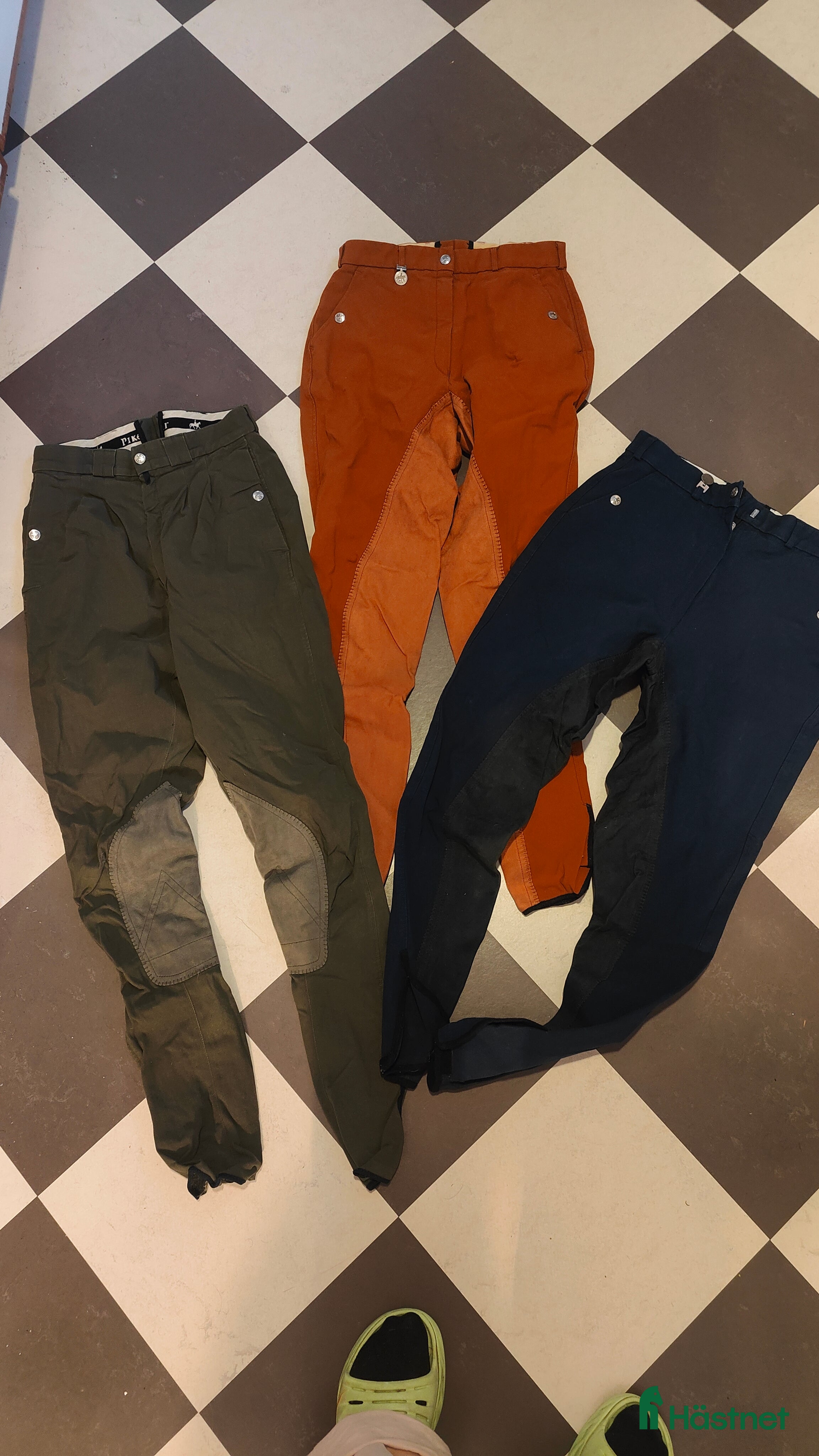 Ridbyxor ryttarutrustning till salu: 3 par Pikeur ridbyxor - Annons 18