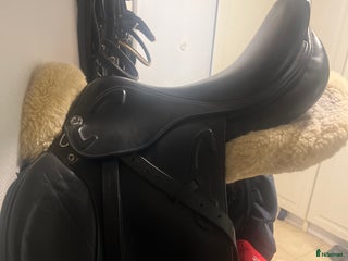 Sadlar hästutrustning till salu: Jättefin splitterny Prestige i Vallåkra - Annons 3