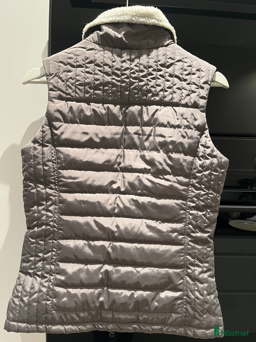 Jackor & Kavajer ryttarutrustning till salu: CRW Täckväst i Skärblacka - Annons 2