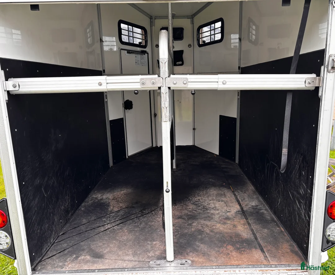 Hästtransporter  fordon & transport till salu: Umesläp B 35 i Sundsvall - Annons 4