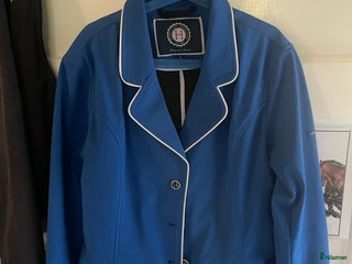 Jackor & Kavajer ryttarutrustning till salu: Blå kavaj i Stigtomta - Annons 2