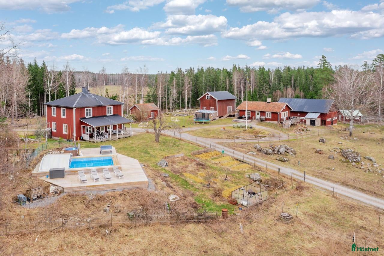  hästgårdar till salu: Hästgård i hjärtat av Sörmland - Annons 6