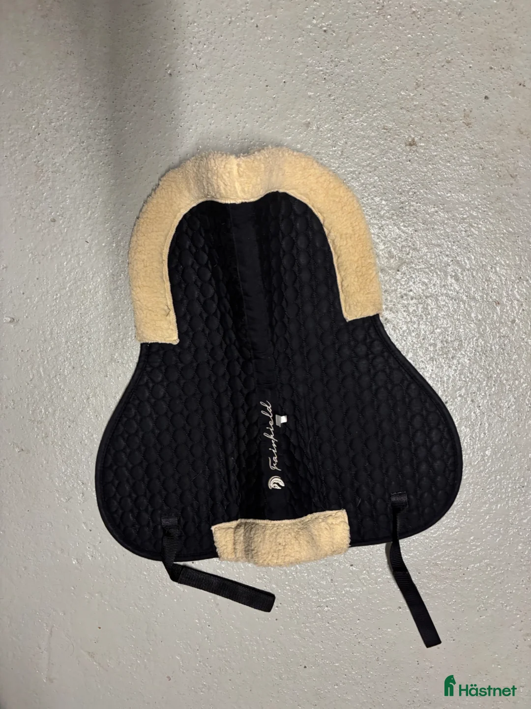 Sadeltillbehör hästutrustning till salu: Fin sadelpadd, Fairfield! - Annons 1