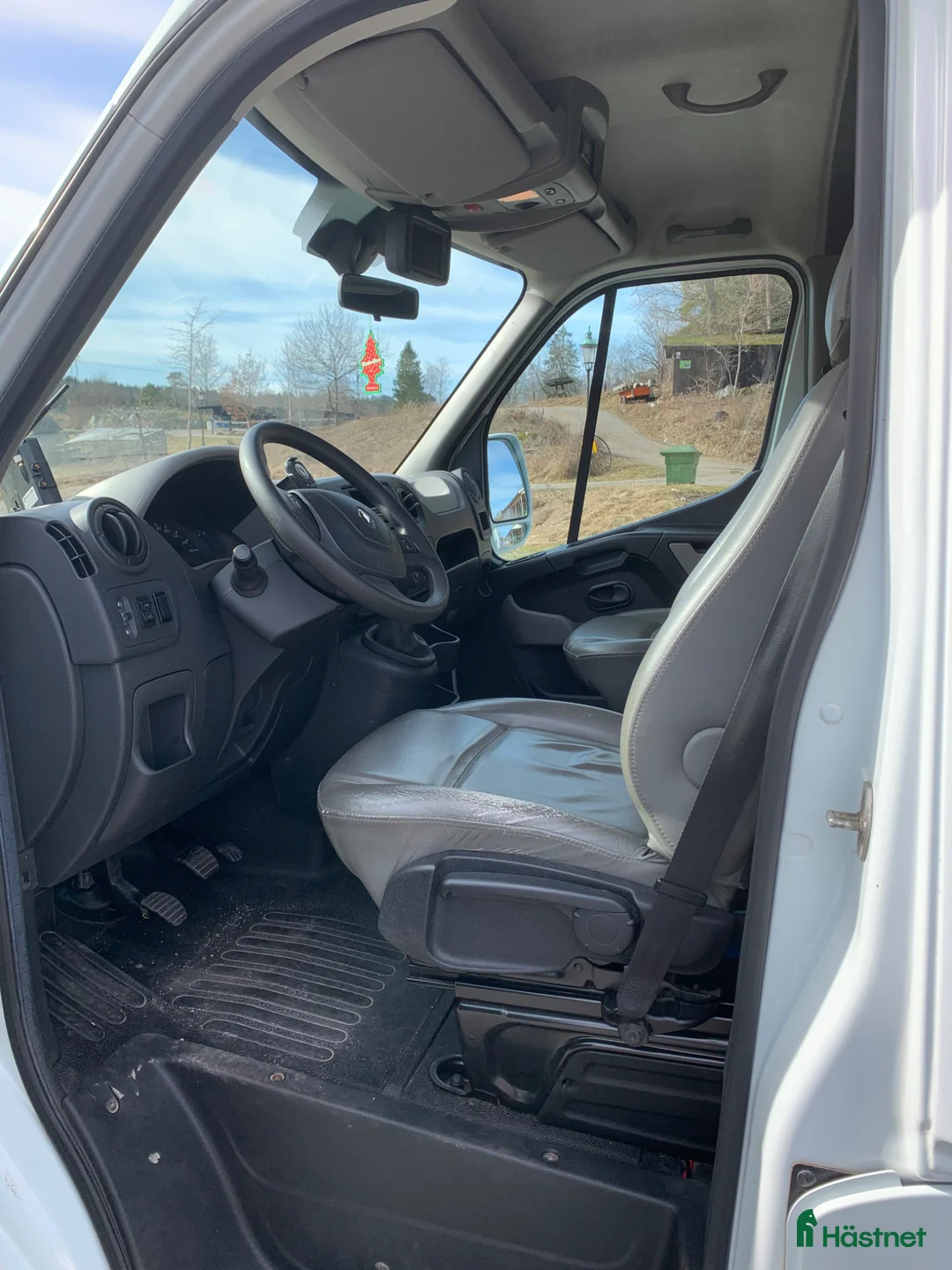 Hästlastbilar  fordon & transport till salu: Fin begagnad B-korts hästbuss - Annons 7