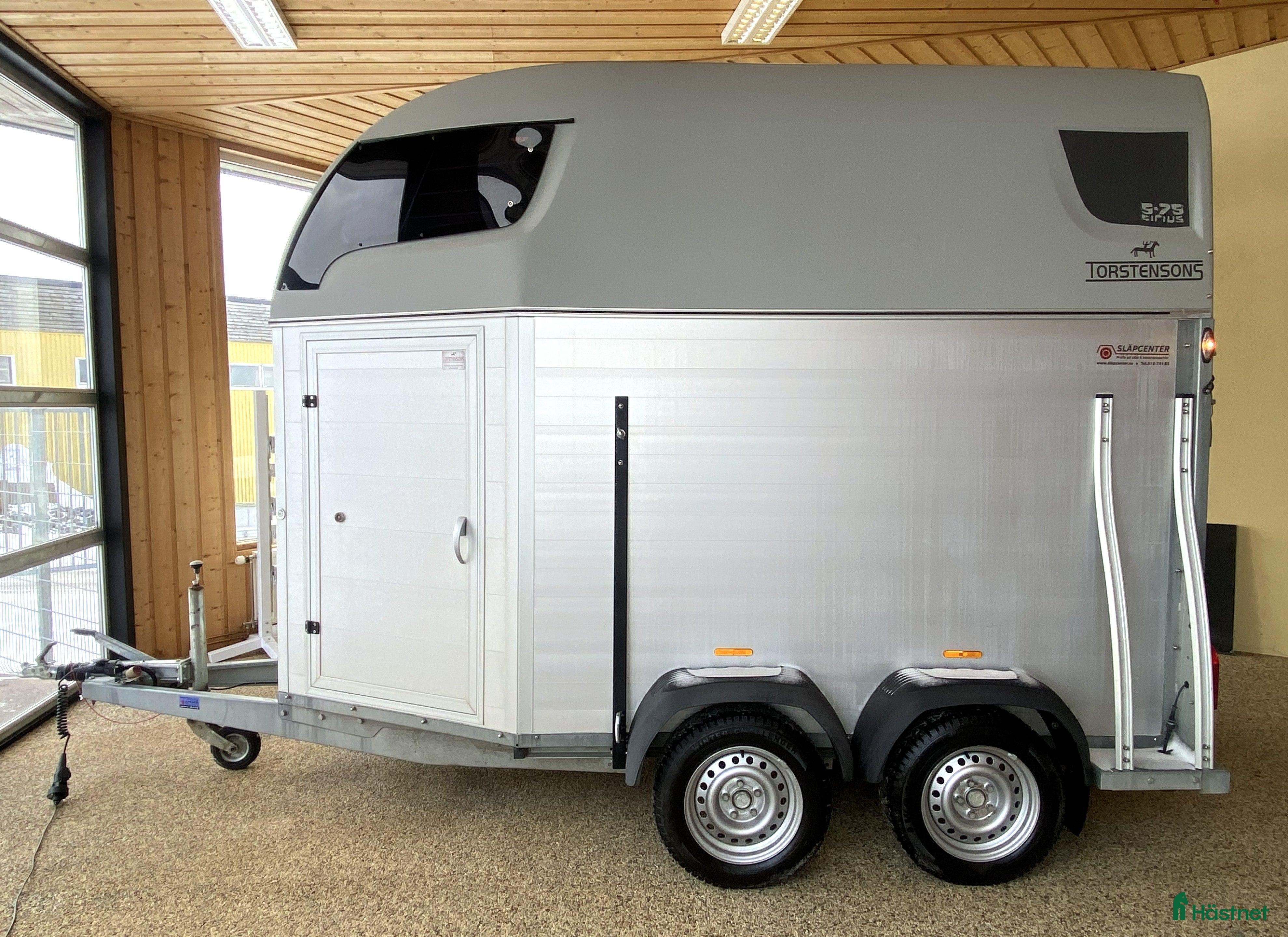 Hästtransporter  fordon & transport till salu: Sirius med sadelkammare+kombiramp- mkt fint skick - Annons 3