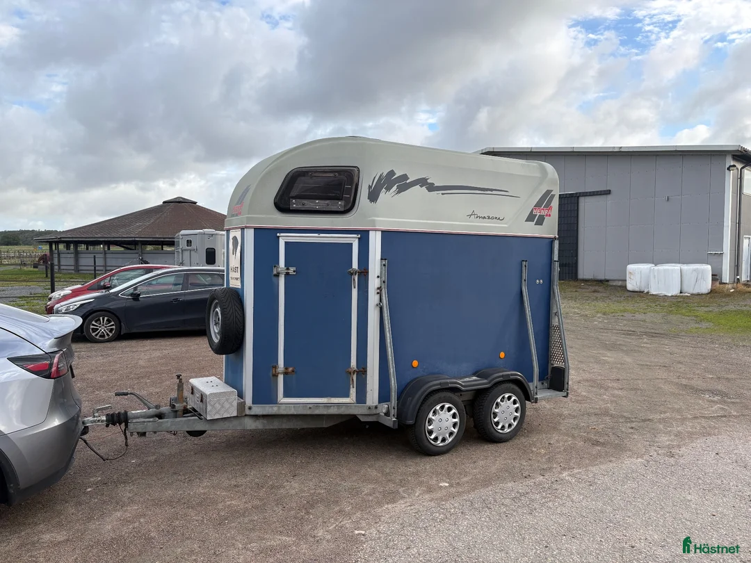 Hästtransporter  fordon & transport till salu: Fin begagnad transport !  - Annons 1