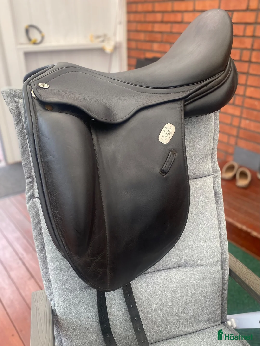 Sadlar hästutrustning till salu: Hilbar Royal 17,5” dressyr / island - Annons 2