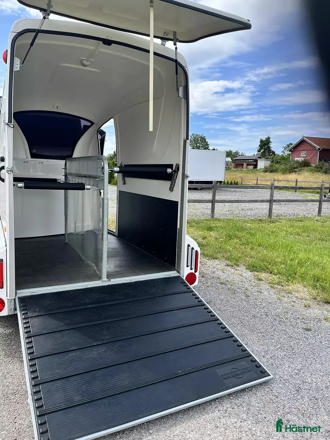 Hästtransporter  fordon & transport till salu: HUMBAUR MAXIMUS II S 2023 - Annons 4