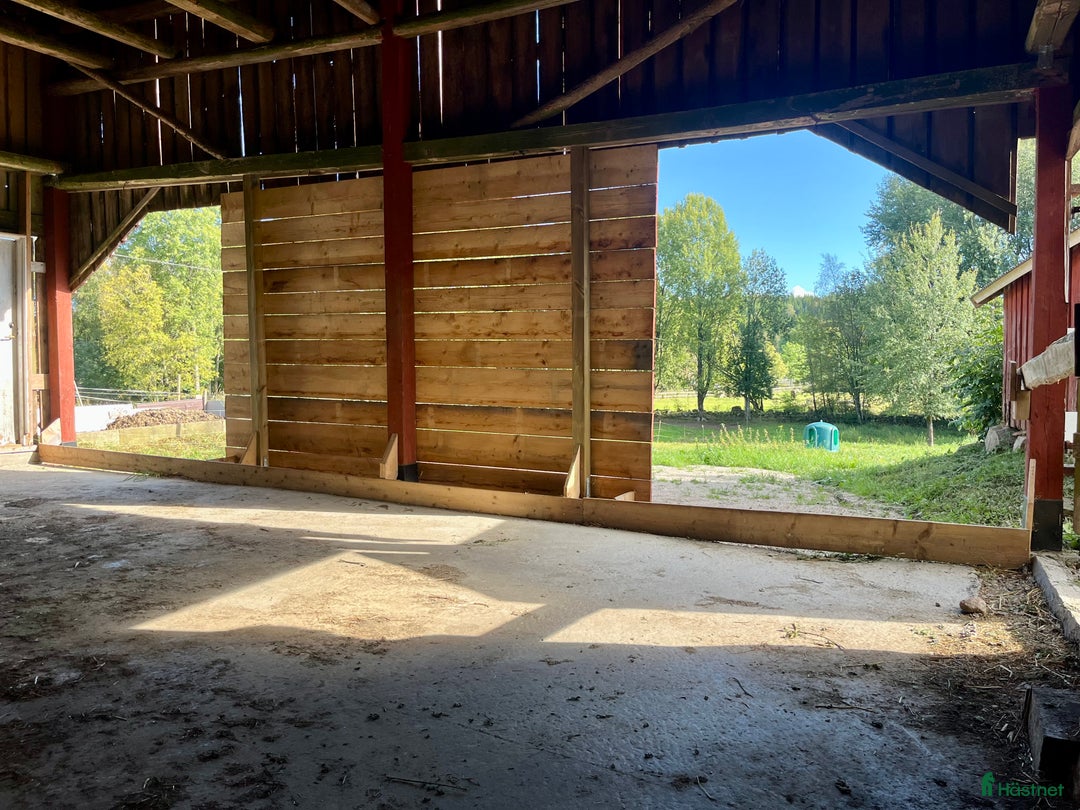  stallplats finnes: Möjlighet till egen fin lösdrift i Äspered - Annons 4