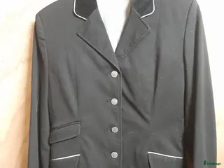 Jackor & Kavajer ryttarutrustning till salu: Fin kavaj i Munka-ljungby - Annons 3