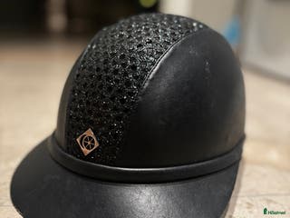 Hjälmar ryttarutrustning till salu: Charles owen storlek 58 - Annons 12