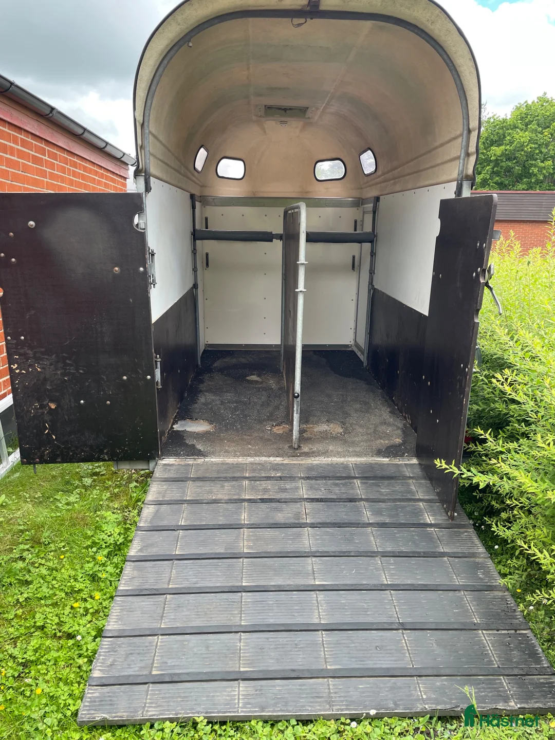 Hästtransporter  fordon & transport till salu:  Nybesiktad Boj Bravo 2003 i Sjöbo - Annons 8
