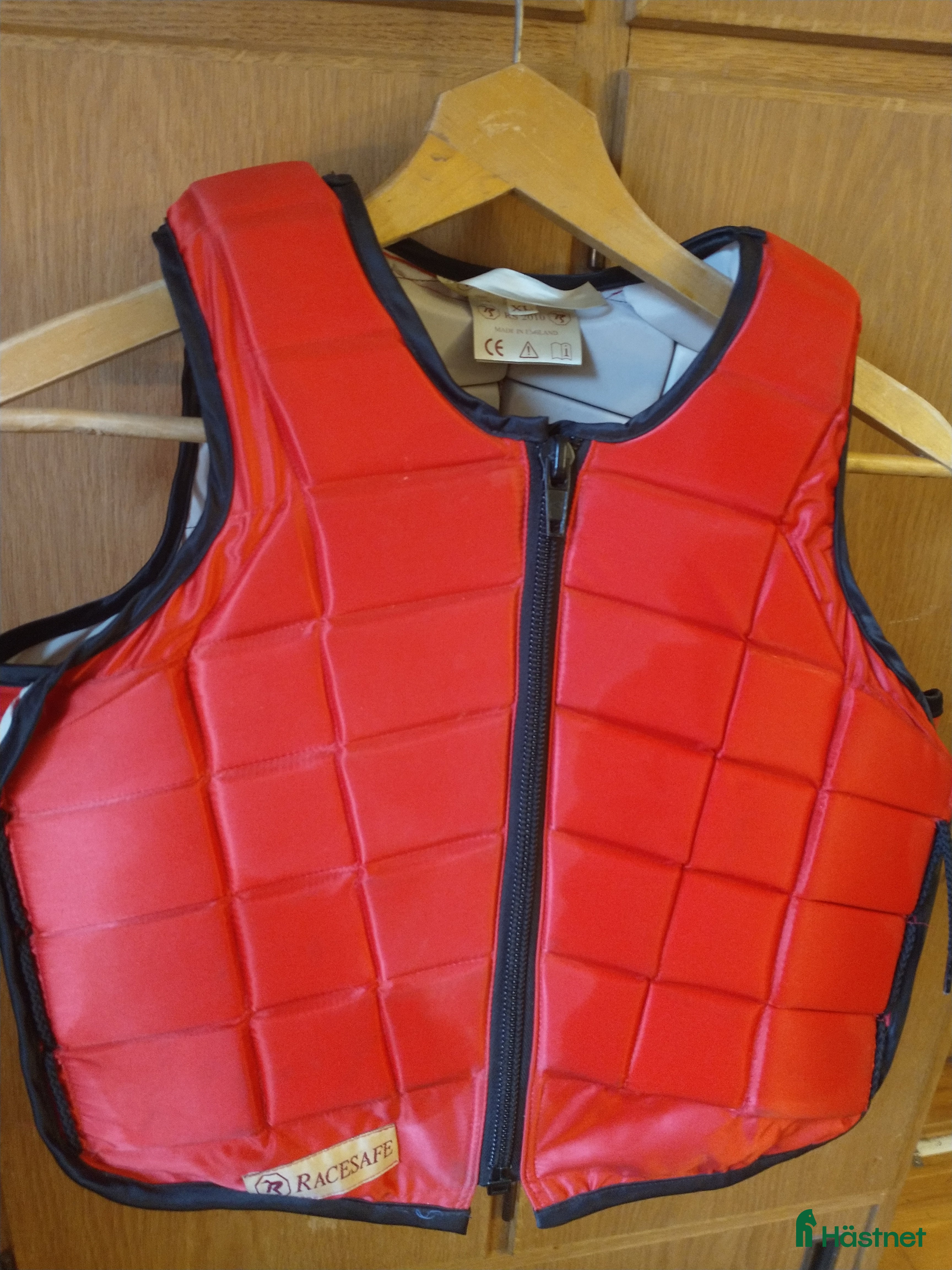 Säkerhetsvästar ryttarutrustning till salu:  Racesafe Child XL i Tygelsjö - Annons 9