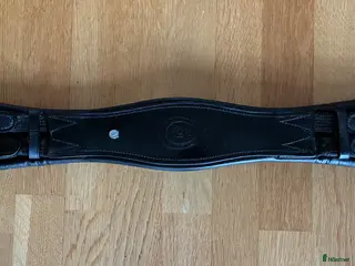 Sadeltillbehör hästutrustning Mjuk kvalitets dressyrgjord storlek 55 - Annons 1