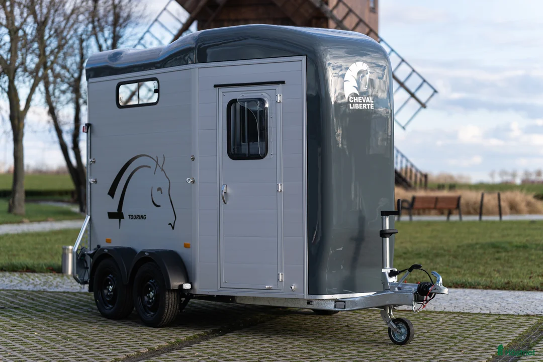 Hästtransporter  fordon & transport till salu: Cheval Liberté Touring Country med fronturlastning - Annons 3