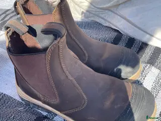 Ridstövlar ryttarutrustning till salu: Rid stallskor - Annons 1