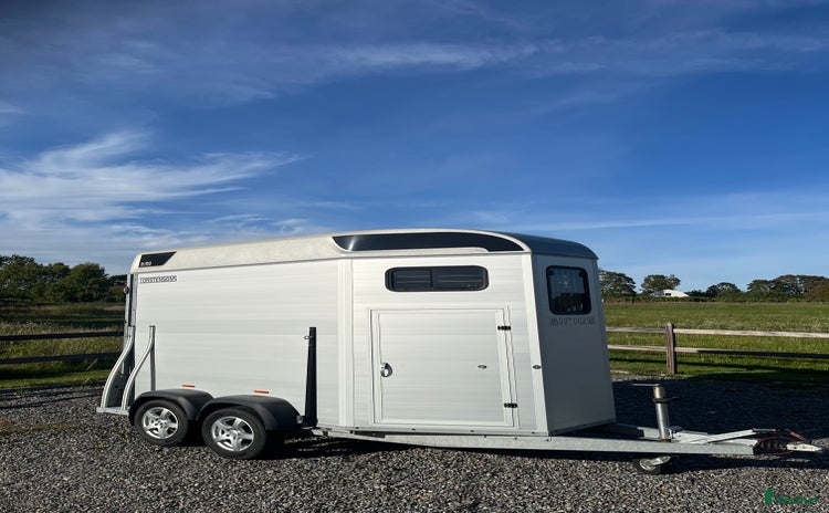 Hästtransporter  fordon & transport till salu i Vallentuna - Annons 13