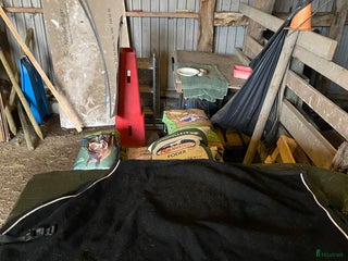 Täcken hästutrustning till salu: Svart Mias RS ländtäcke i Flyinge - Annons 3