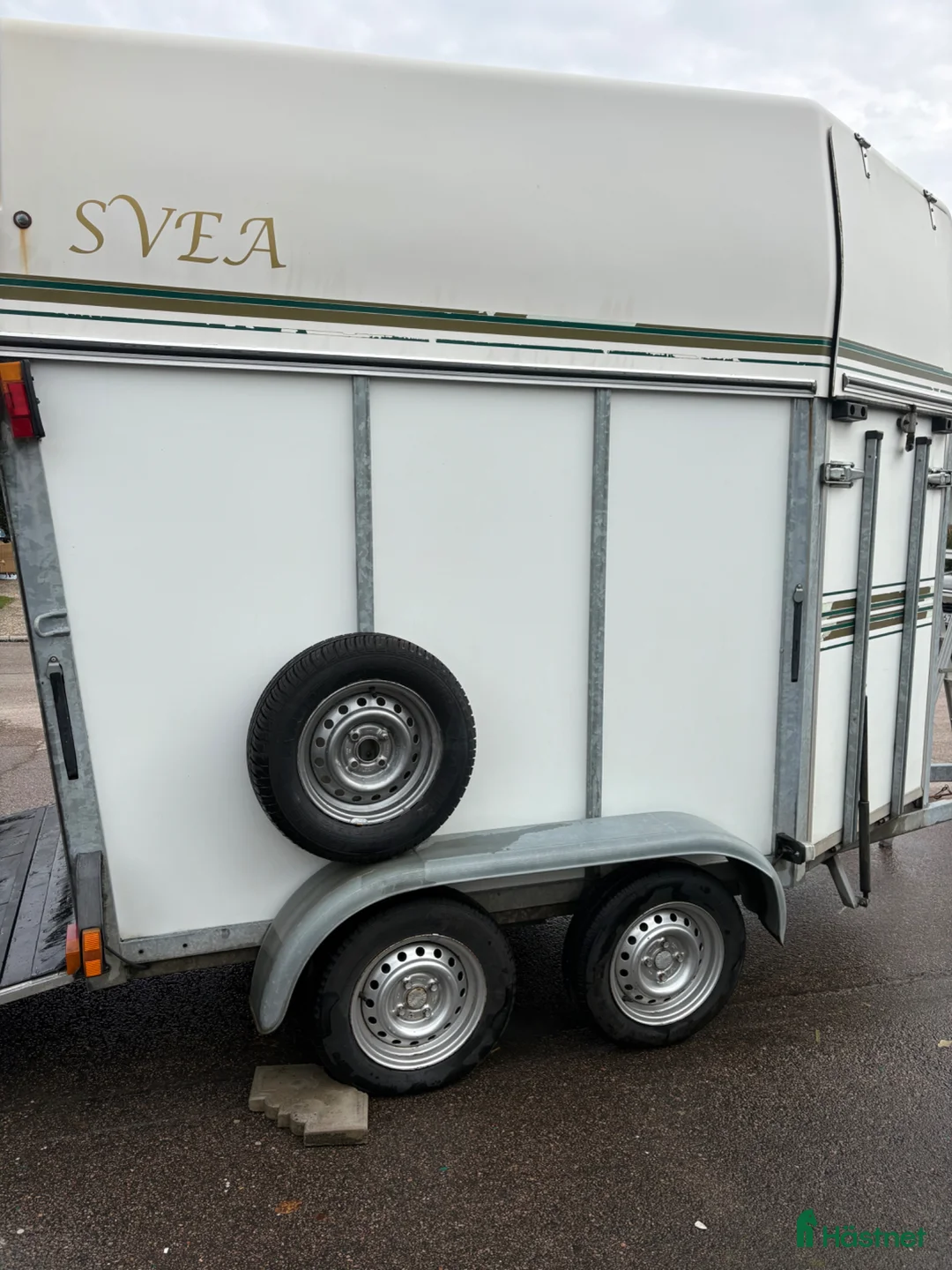 Hästtransporter  fordon & transport till salu: Hästtransport med fronturlastning  - Annons 1