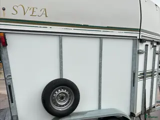 Hästtransporter fordon & transport till salu: Hästtransport med fronturlastning - Annons 4