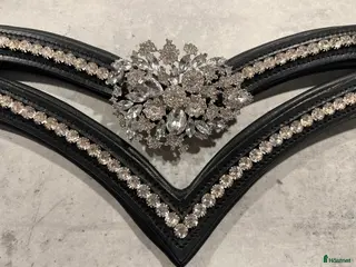 Träns hästutrustning till salu: Divoyh pannband modell Tryde silver i Falun - Annons 2