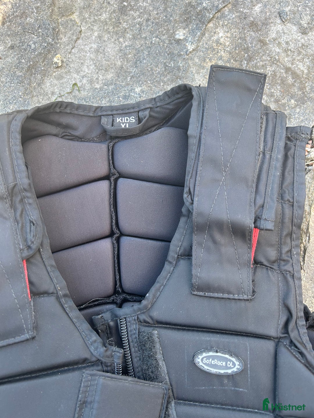 Säkerhetsvästar ryttarutrustning till salu: SafeRace DL i Jonsered - Annons 2