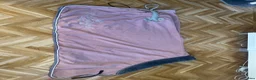 Täcken hästutrustning till salu: fleecetäcke  i Lugnvik - Annons 1